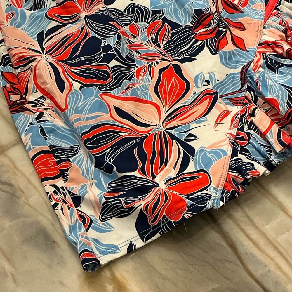 Tail Blue and Red Floral Tennis Skirt - Size M - Like New Condition - Picture 4 of 6